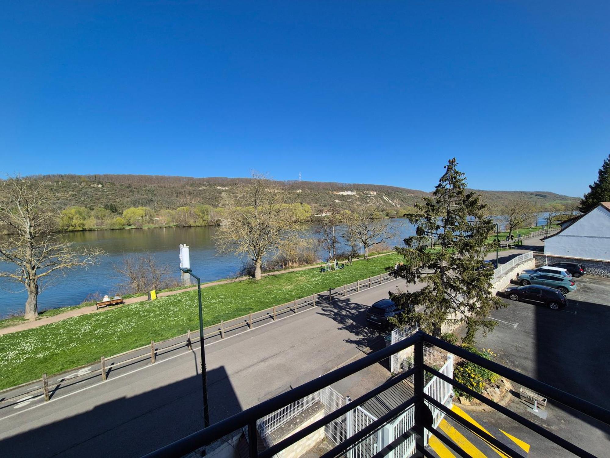 Balcons Sur Seine - Vernon Giverny